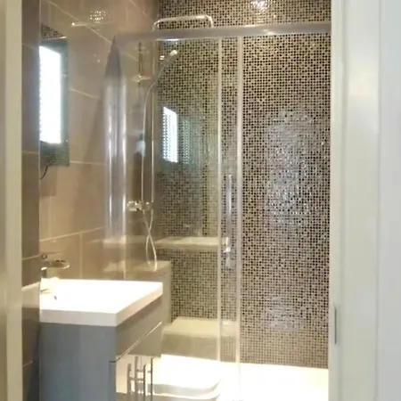 Inviting 1-bed Studio In